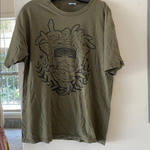 MENS Green Crooks & Castles Medusa shirt SIZE LARGE💚👕👚